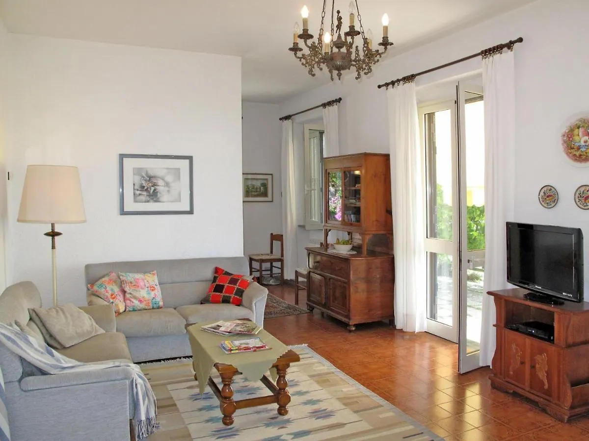Holiday home Locazione Turistica Belvedere - Cos122